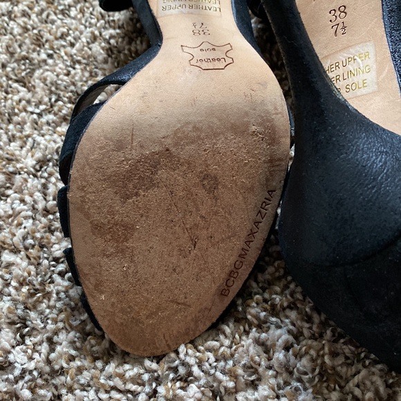 Gorgeous BCBG Black Pumps - Picture 6 of 8